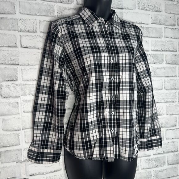 LOFT Black & White Plaid Button Down Shirt Size MP Medium Petite - Picture 2 of 4